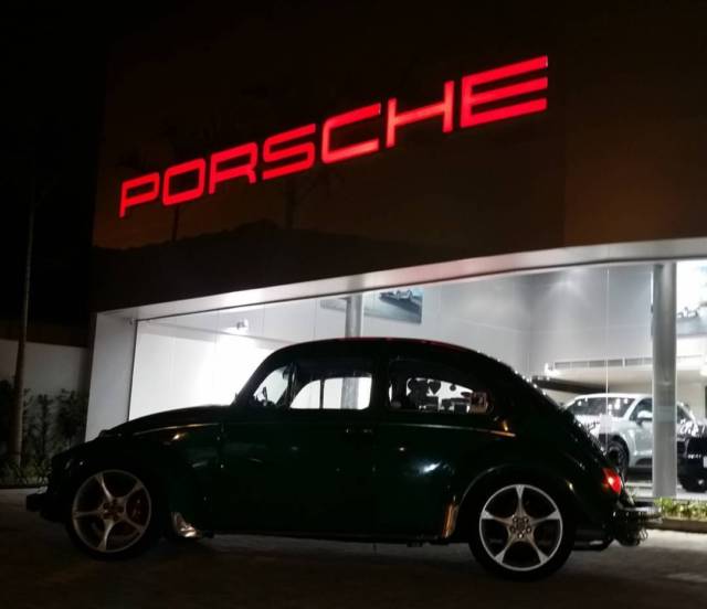 VW - 1974 Brazilian Beetle with AUDI 1.8cc Engine 1974 Volkswagen Beetle - Classic VW - SEDAN 2 doors