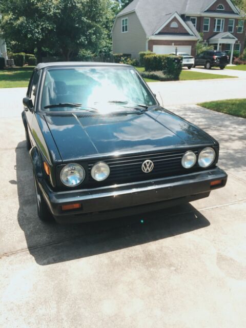 VW 1991 Black Cabriolet Carat Classic Car! Clear title! Full service records! 1991 Volkswagen Cabrio Carat