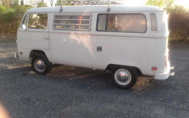 1977 Volkswagen Bus/Vanagon - photo 2
