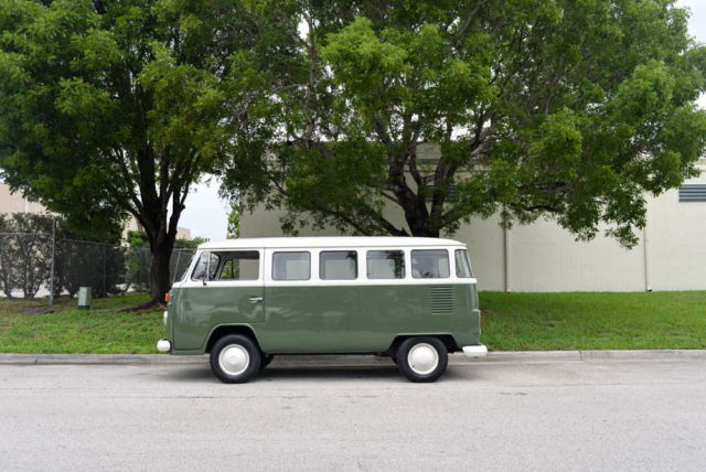 VW bus 14 window baywindow not split windows 23 12 double cab 1967 1966 1959 15 1981 Volkswagen Bus/Vanagon 14 Window RARE! SEE FULL VIDEO!!