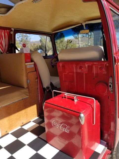 1970 Volkswagen Bus/Vanagon Camper - photo 11
