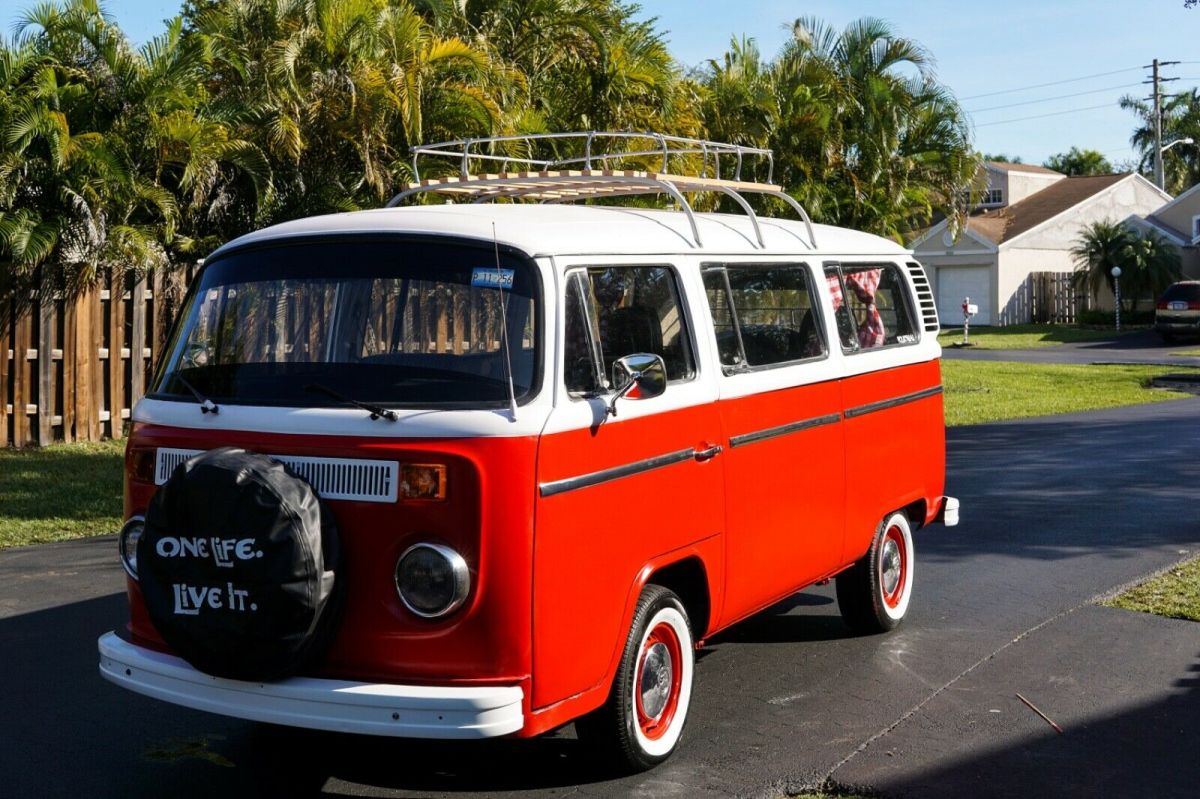 Vw bus 1977 (German edition) 1977 Volkswagen Bus/Vanagon