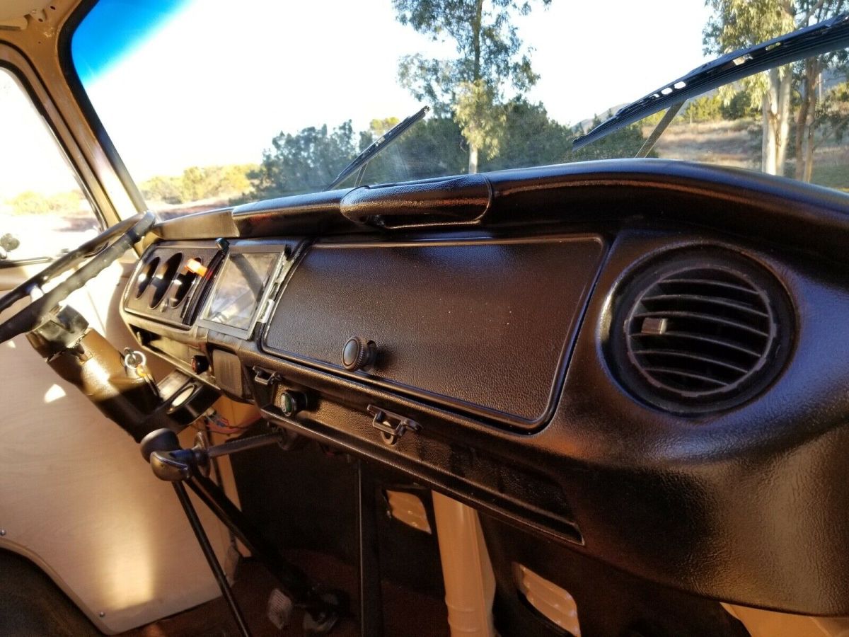 1978 Volkswagen Bus/Vanagon Camper - photo 13