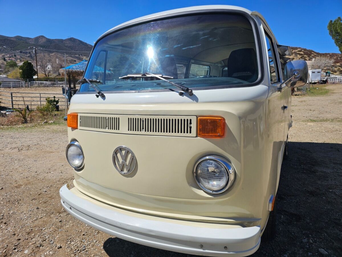 1977 Volkswagen Bus/Vanagon - photo 2