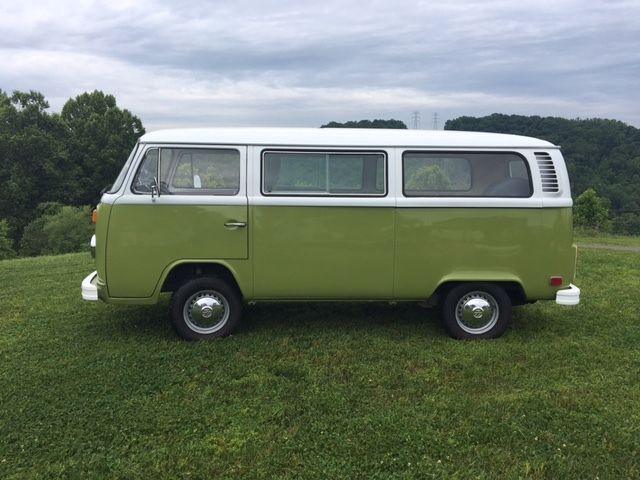 1977 Volkswagen Bus/Vanagon - photo 4