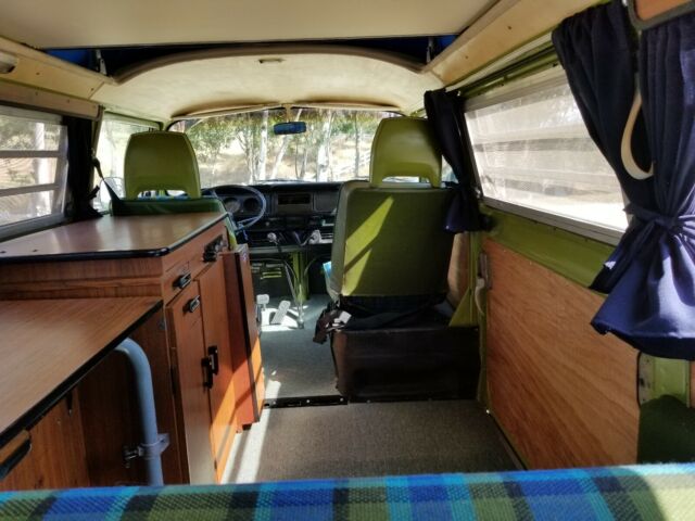 1977 Volkswagen Bus/Vanagon CAMPER - photo 13