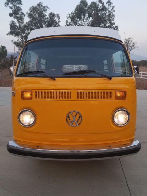 1976 Volkswagen Bus/Vanagon CAMPER - photo 9