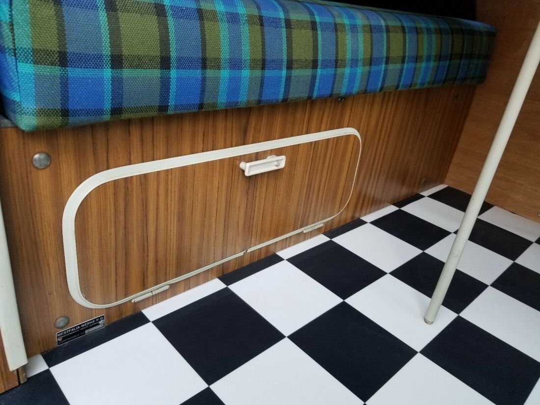 1973 Volkswagen Bus/Vanagon CAMPER - photo 13