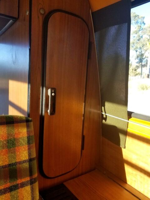 1975 Volkswagen Bus/Vanagon CAMPER - photo 11