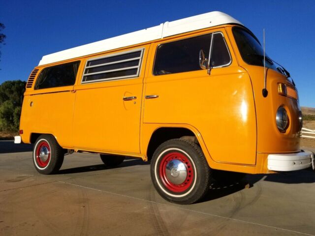 1975 Volkswagen Bus/Vanagon CAMPER - photo 2