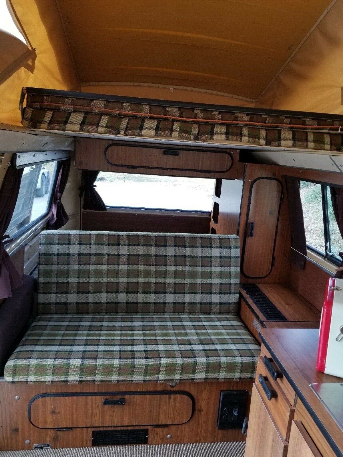 1979 Volkswagen Bus/Vanagon CAMPER - photo 12