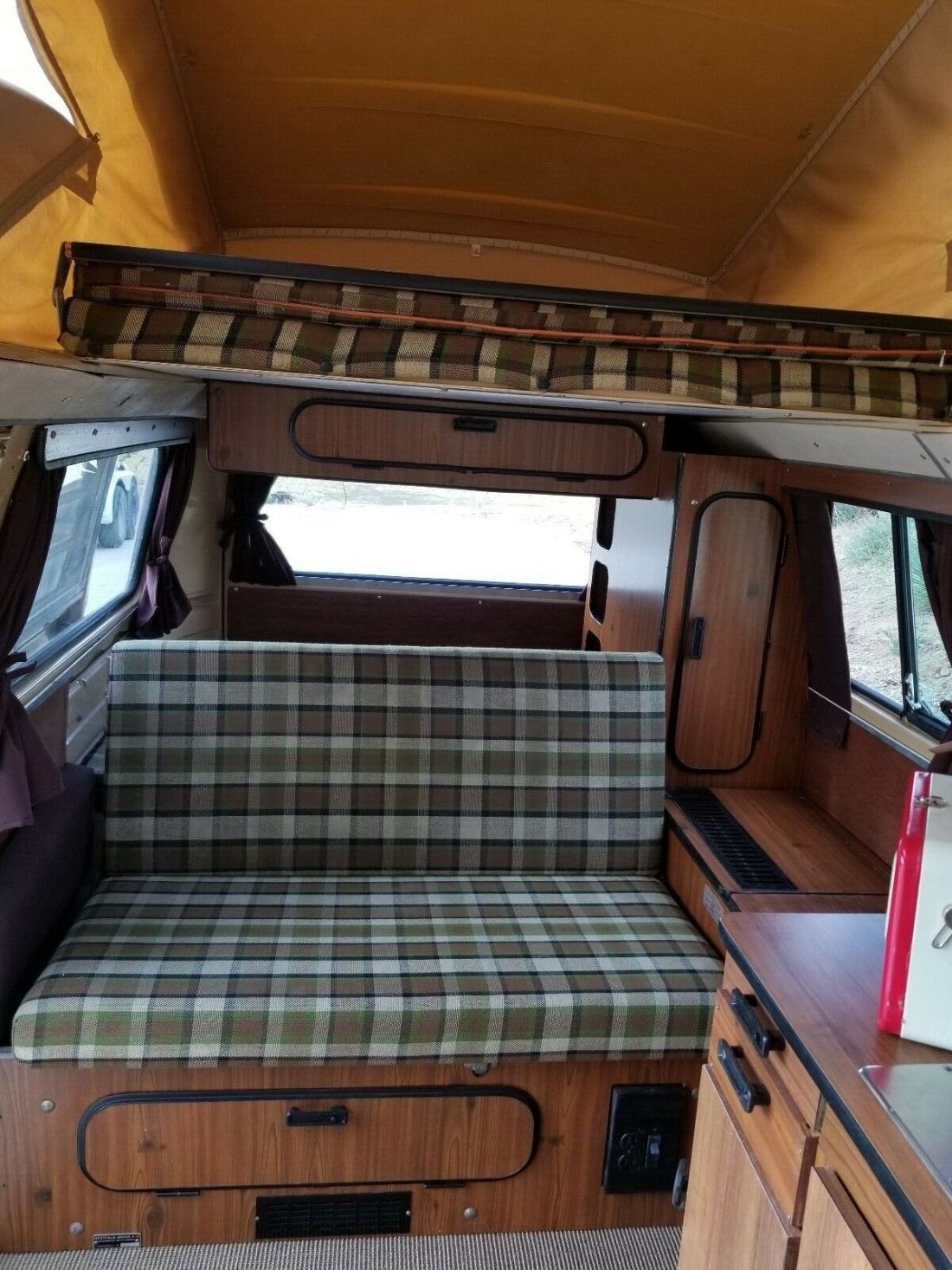 1979 Volkswagen Bus/Vanagon CAMPER - photo 13