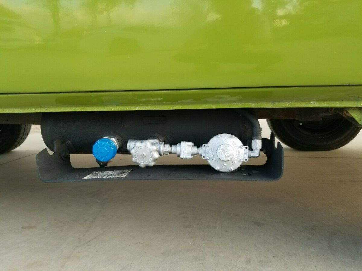 1979 Volkswagen Bus/Vanagon CAMPER - photo 13