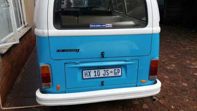 1976 Volkswagen Bus/Vanagon Powder Blue, white interior - photo 9