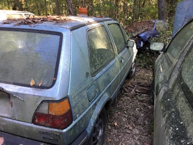 1985 Volkswagen Golf 2 and 4 door cars - photo 2