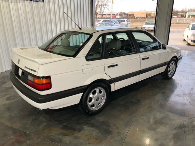 1993 Volkswagen Passat GLX - photo 6