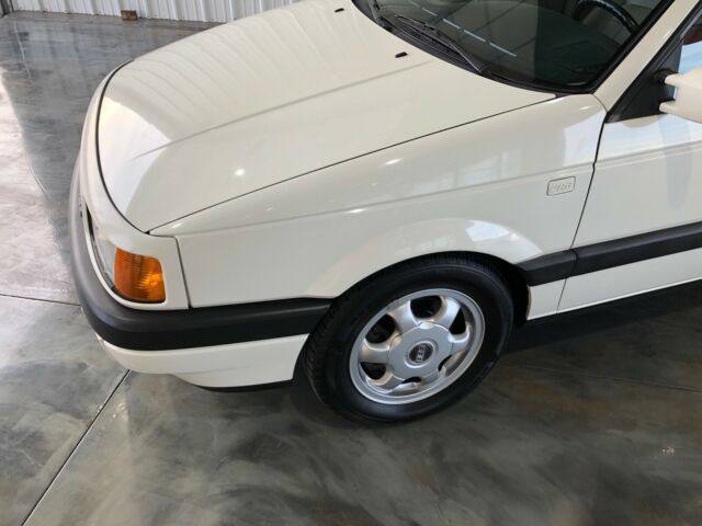 1993 Volkswagen Passat GLX - photo 8