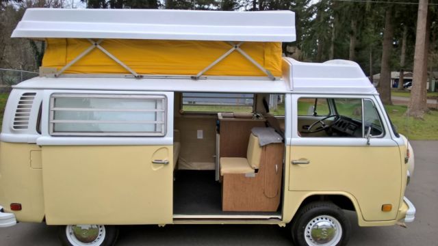 1973 Volkswagen Bus/Vanagon Automatic Camper - photo 2