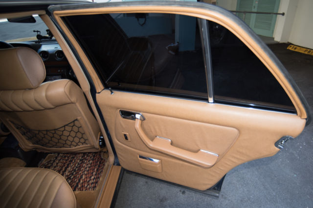 1985 Mercedes-Benz 300-Series Sedan - photo 13