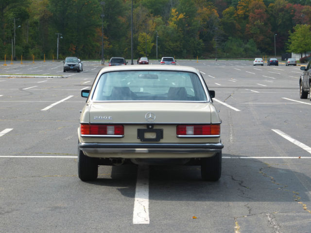 1984 Mercedes-Benz 200-Series 280E - photo 4