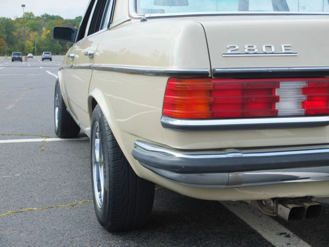 1984 Mercedes-Benz 200-Series 280E - photo 6