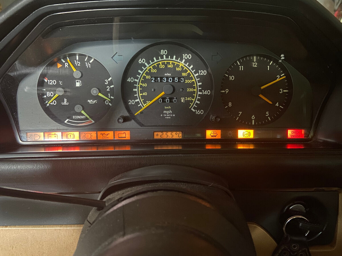 1988 Mercedes-Benz E-Class 300 E-Class - photo 6