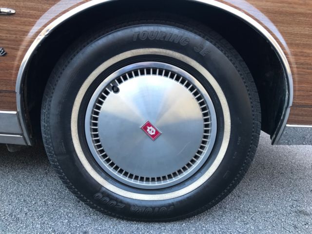 1988 Oldsmobile Custom Cruiser - photo 10