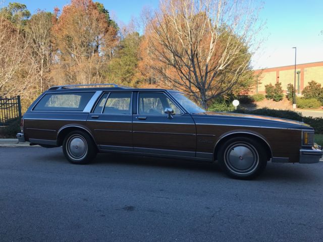 1988 Oldsmobile Custom Cruiser - photo 6