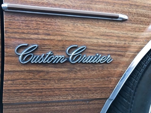 1988 Oldsmobile Custom Cruiser - photo 9