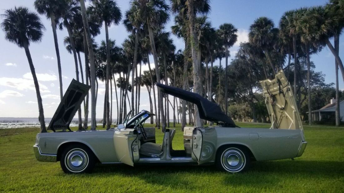 1966 Lincoln Continental convertible - photo 6