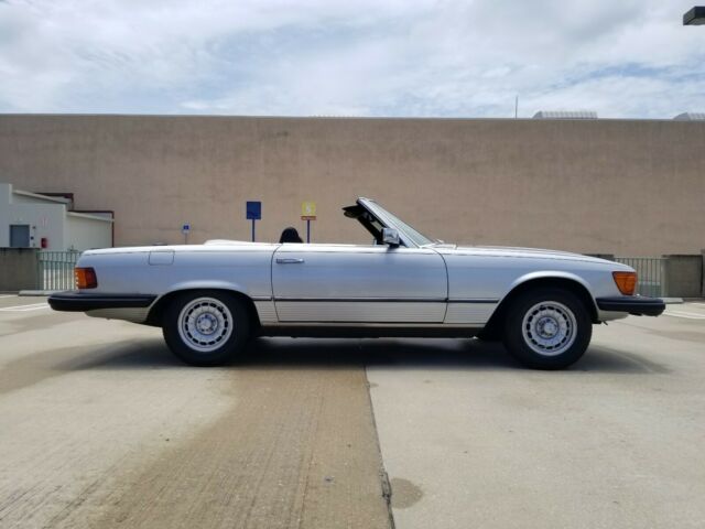 1977 Mercedes-Benz SL-Class Roadster - photo 10