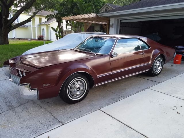1966 Oldsmobile Toronado Deluxe - photo 2