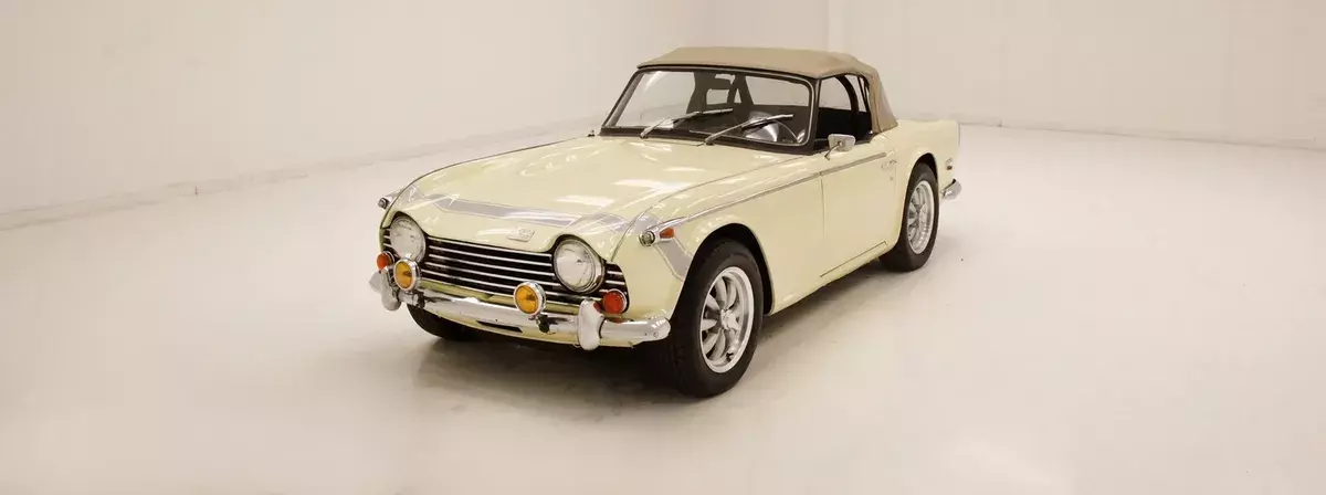 Well Done Resto/Rebuilt 2498cc I6/Dual Weber Carbs/New Brakes/Known History 1968 Triumph TR250 Roadster