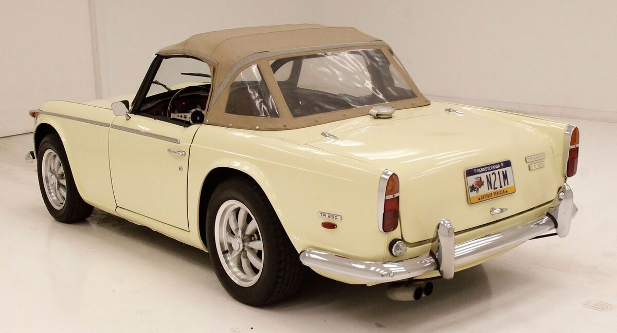 1968 Triumph TR250 Roadster - photo 5