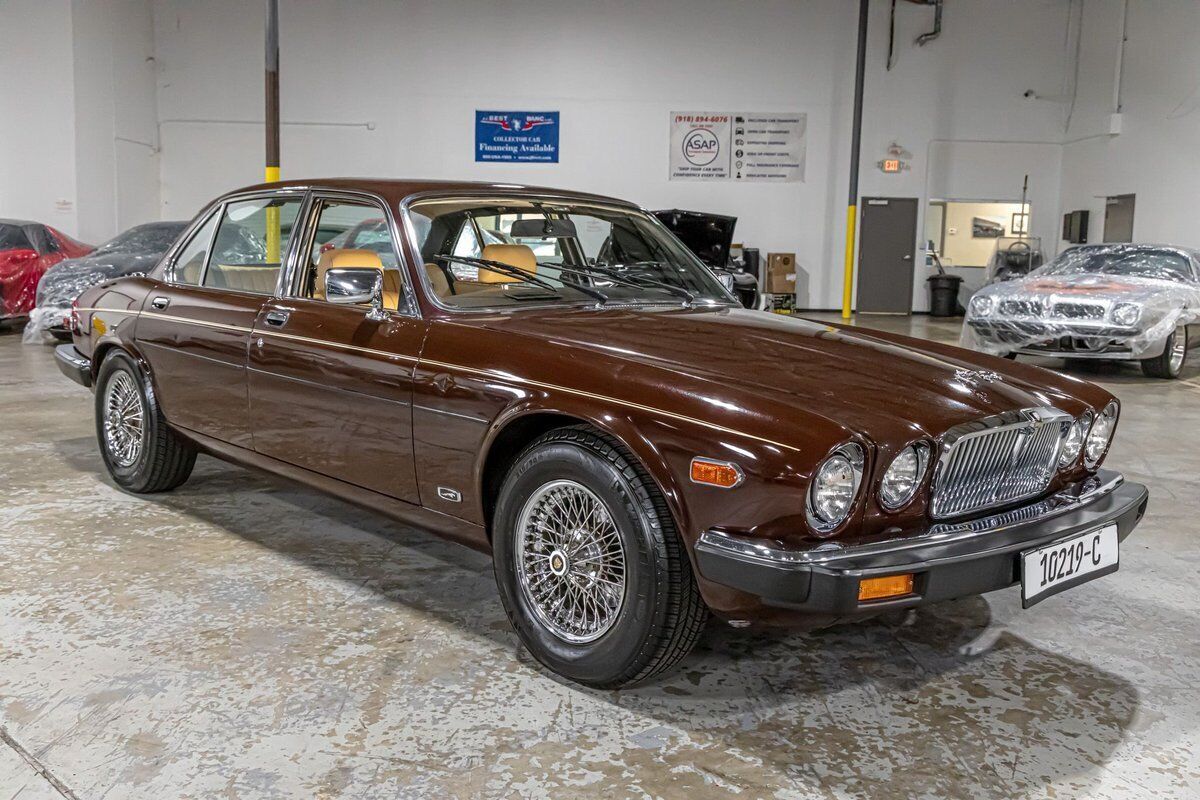 1984 Jaguar XJ6 - photo 10