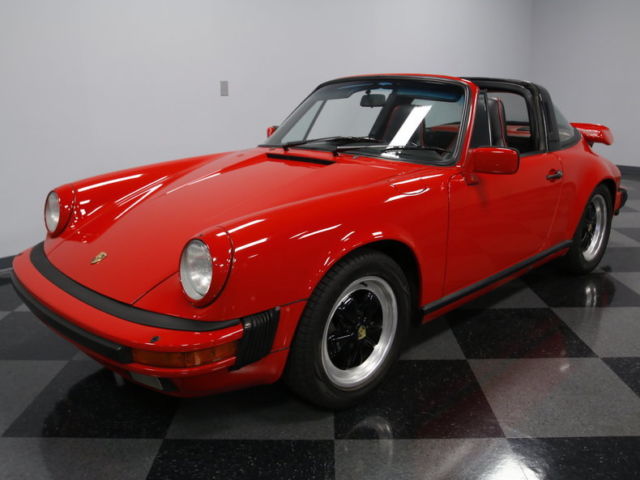 WELL MAINTAINED, 3.2L, 5 SPEED, TARGA, CLEAN, FUN COLLECTABLE, LEATHER, NICE! 1985 Porsche 911 Carrera Convertible 2-Door