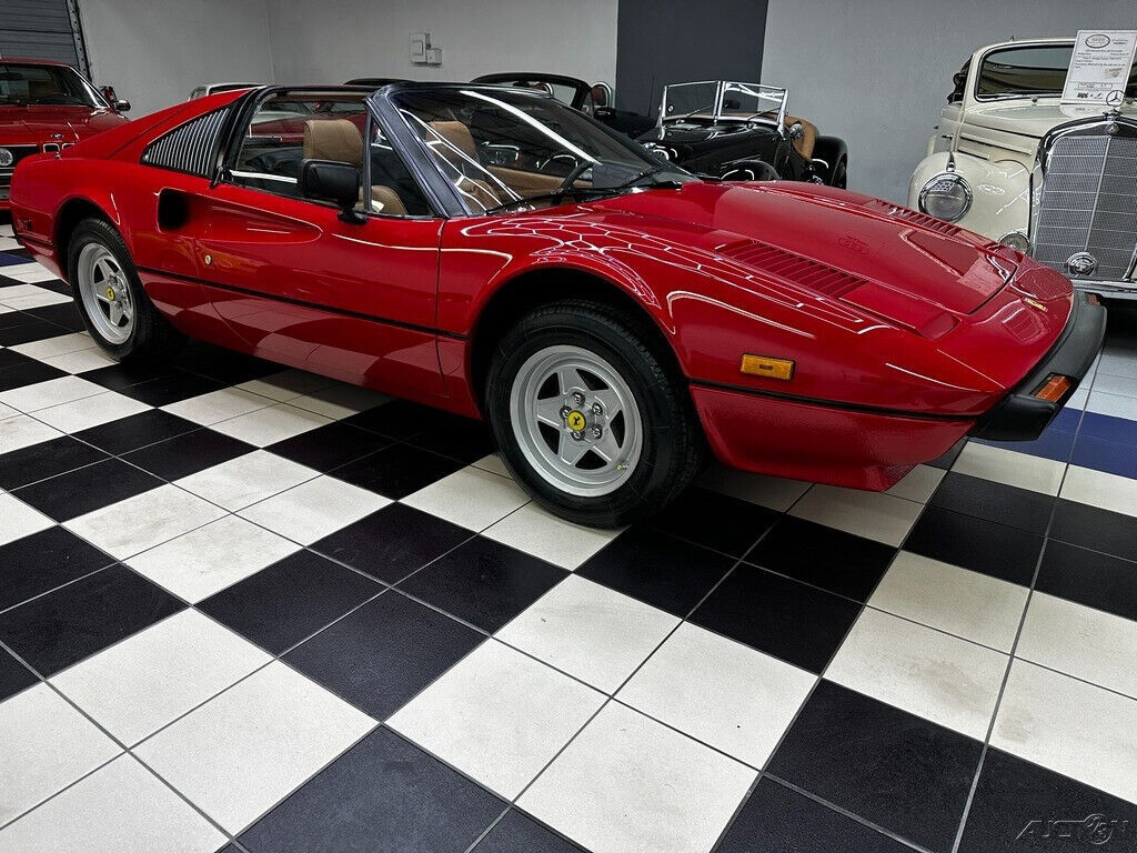 1981 Ferrari 308 FRESH 30K SERVICE - ABSOLUTELY STUNNING! - photo 2