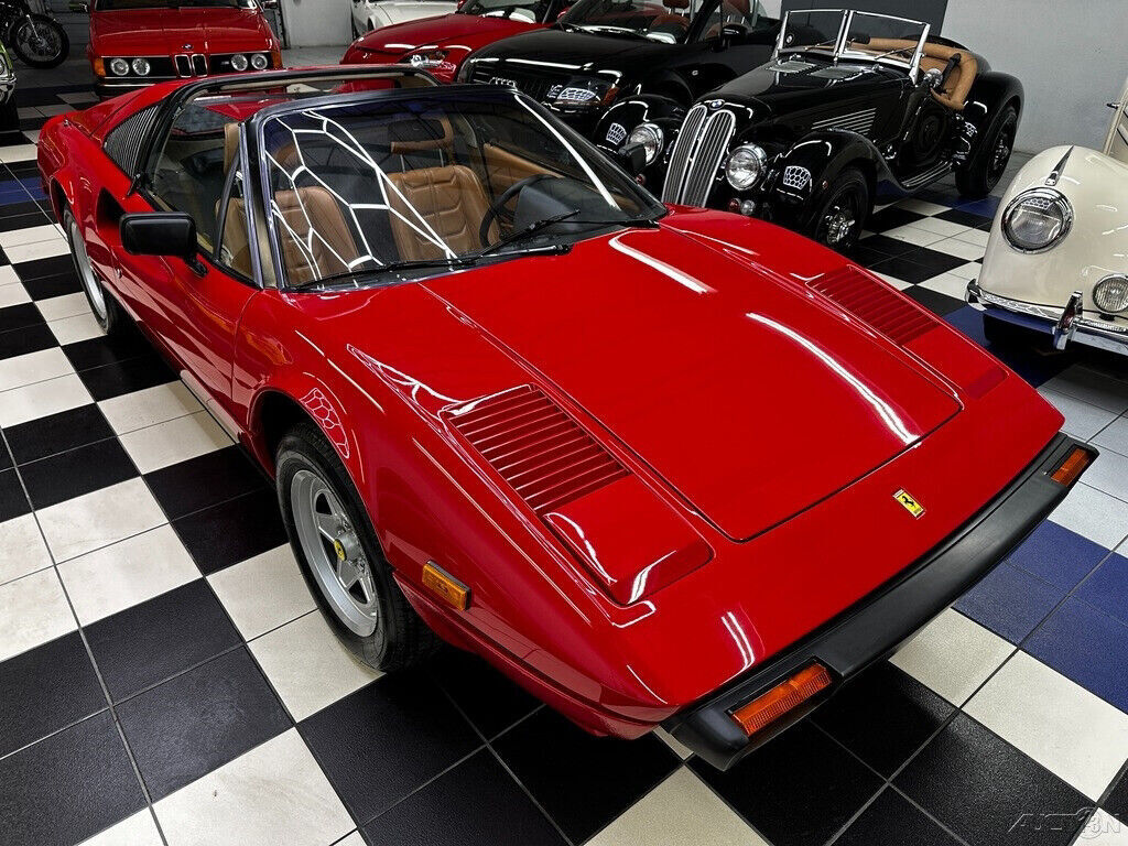 1981 Ferrari 308 FRESH 30K SERVICE - ABSOLUTELY STUNNING! - photo 4