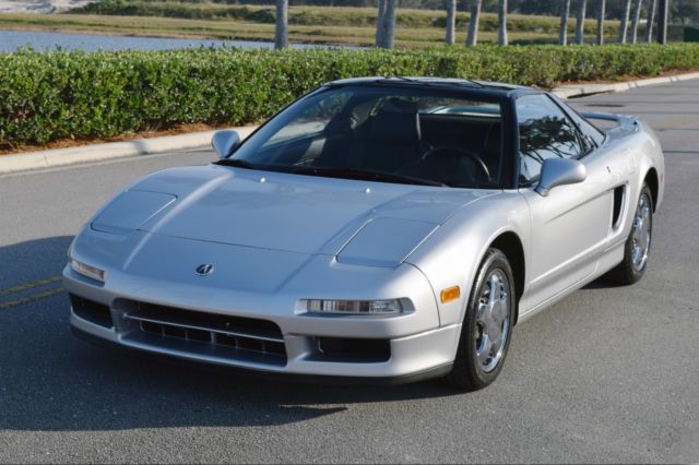 Well maintained - Sorted - Clean History - Sebring Silver - 5 Speed Manual 1991 Acura NSX