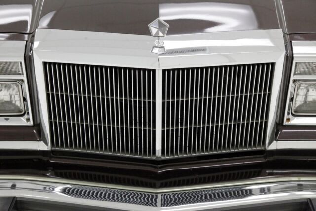 1989 Chrysler Fifth Avenue Sedan - photo 12