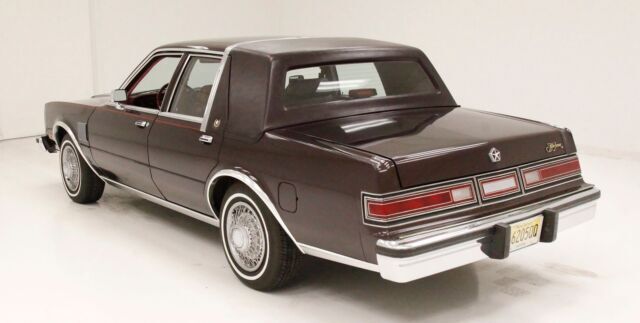 1989 Chrysler Fifth Avenue Sedan - photo 3