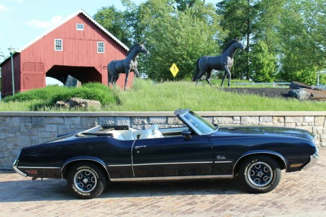 Well preserved-Rocket 350-Auto-P.S.-Pwr disc -A/C-Royal Blue-Great fun driver 1972 Oldsmobile Cutlass Supreme