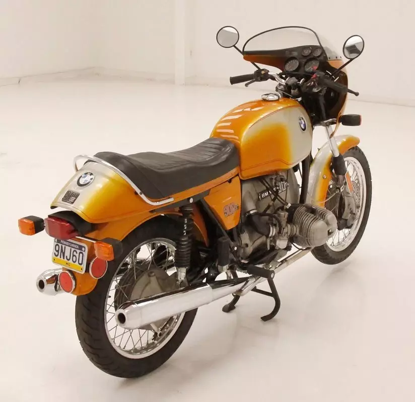 1975 BMW R90S Motorcycle - photo 4