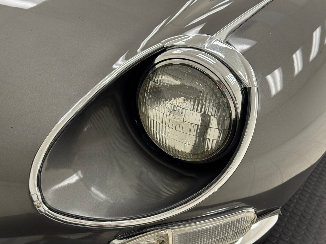 1967 Jaguar XK Series 1 Roadster - photo 13