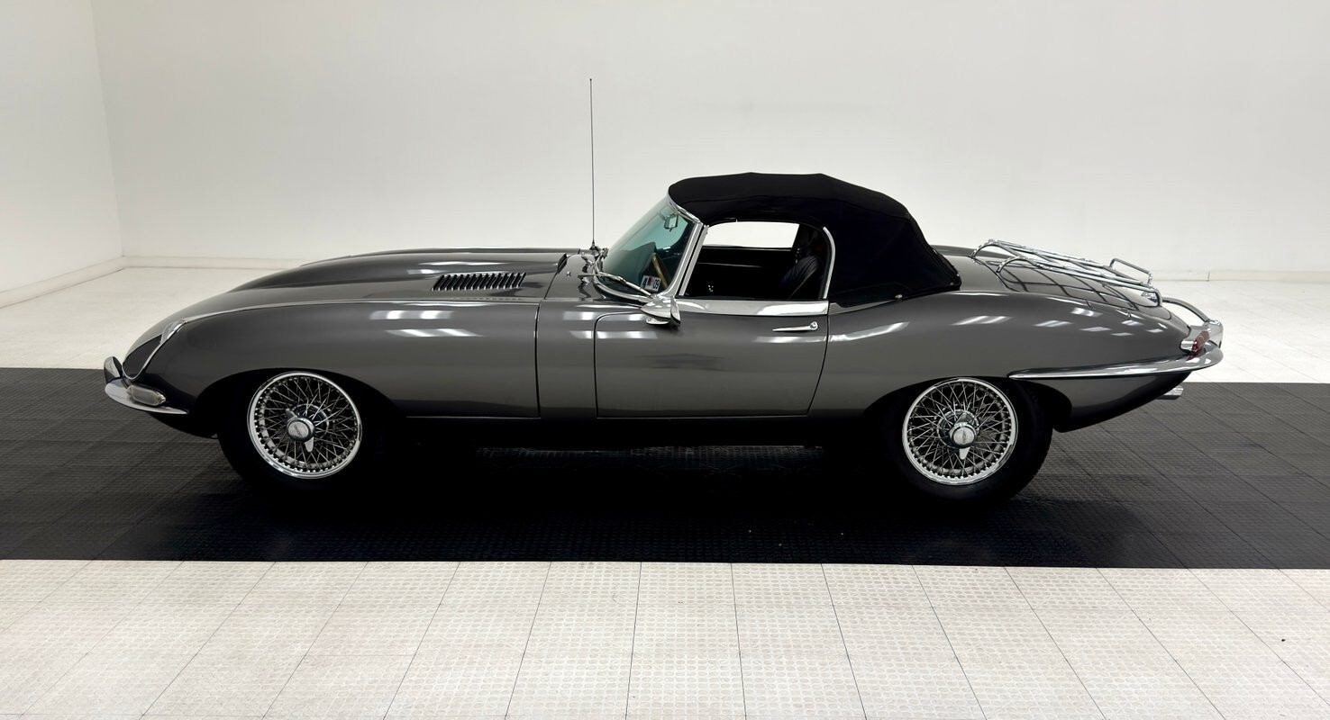 1967 Jaguar XK Series 1 Roadster - photo 3