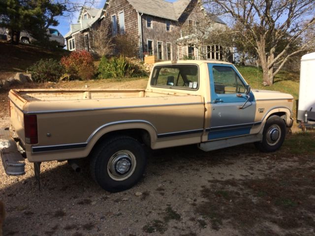 1983 Ford F-250 XL - photo 5