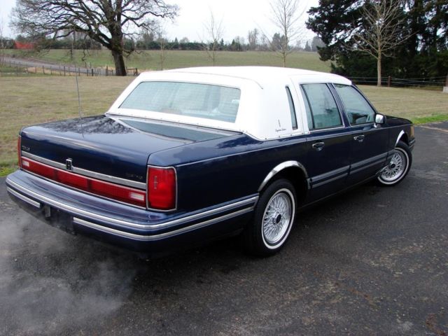1994 Lincoln Town Car SIGNATURE - photo 4