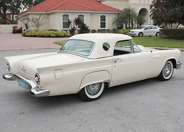 1957 Ford Thunderbird WEST COAST SURVIVOR - 65K MILES - photo 4