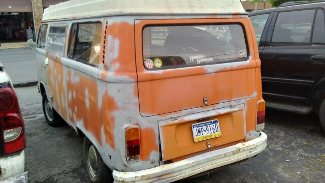 1974 Volkswagen Bus/Vanagon camper - photo 2
