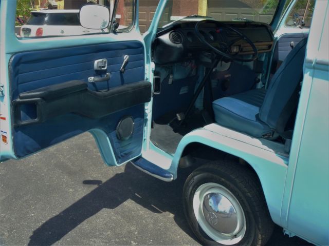 1970 Volkswagen Bus/Vanagon Deluxe - photo 10